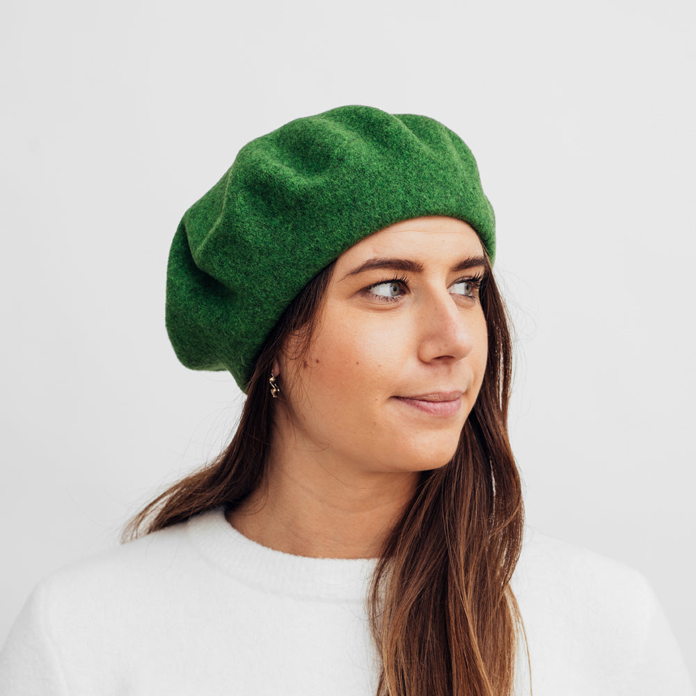 Hatthyllan Beret Green Pea