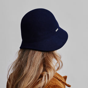 Seeberger Woolfelt Cloche Marine Blue