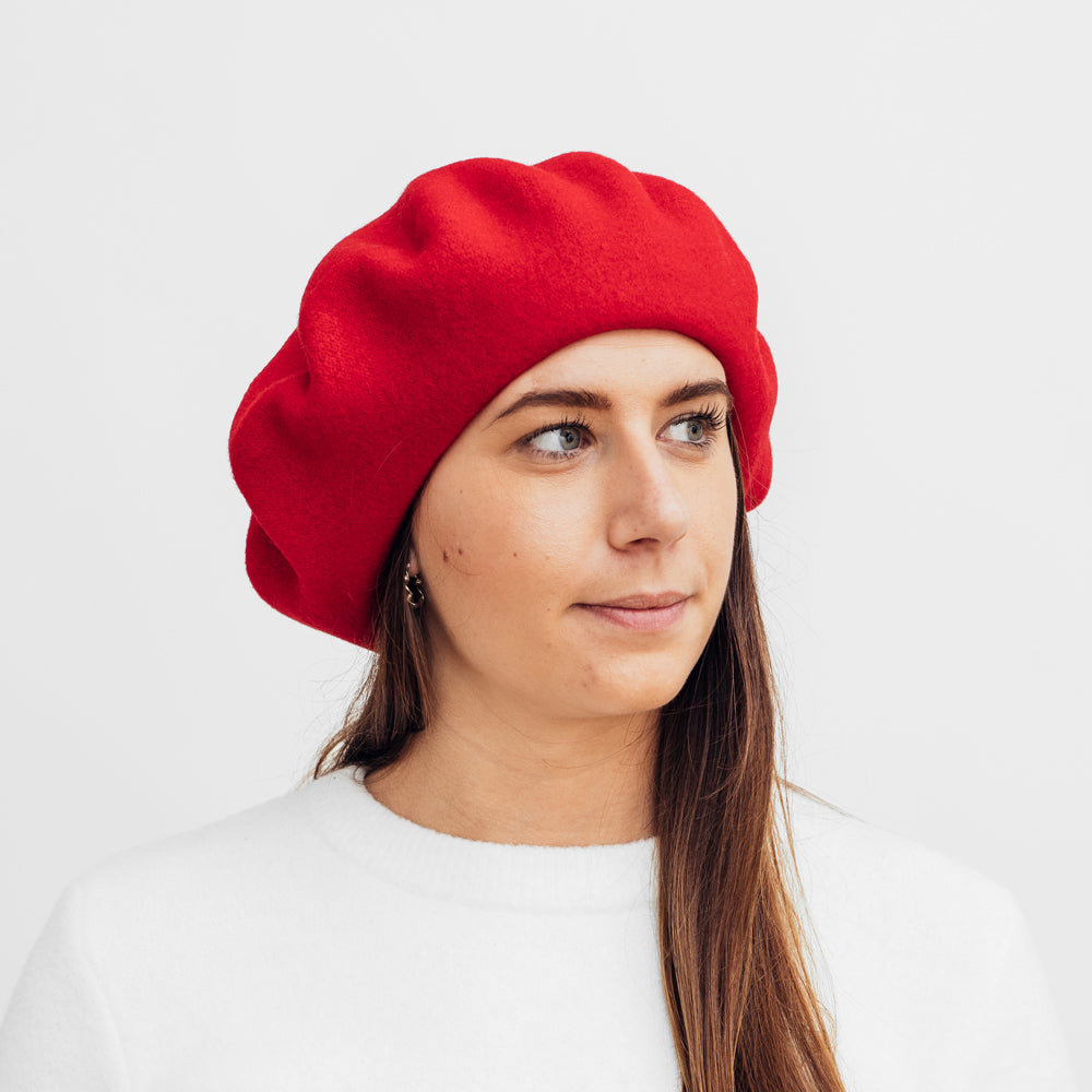 Hatthyllan Beret Volume - Red Lipstick