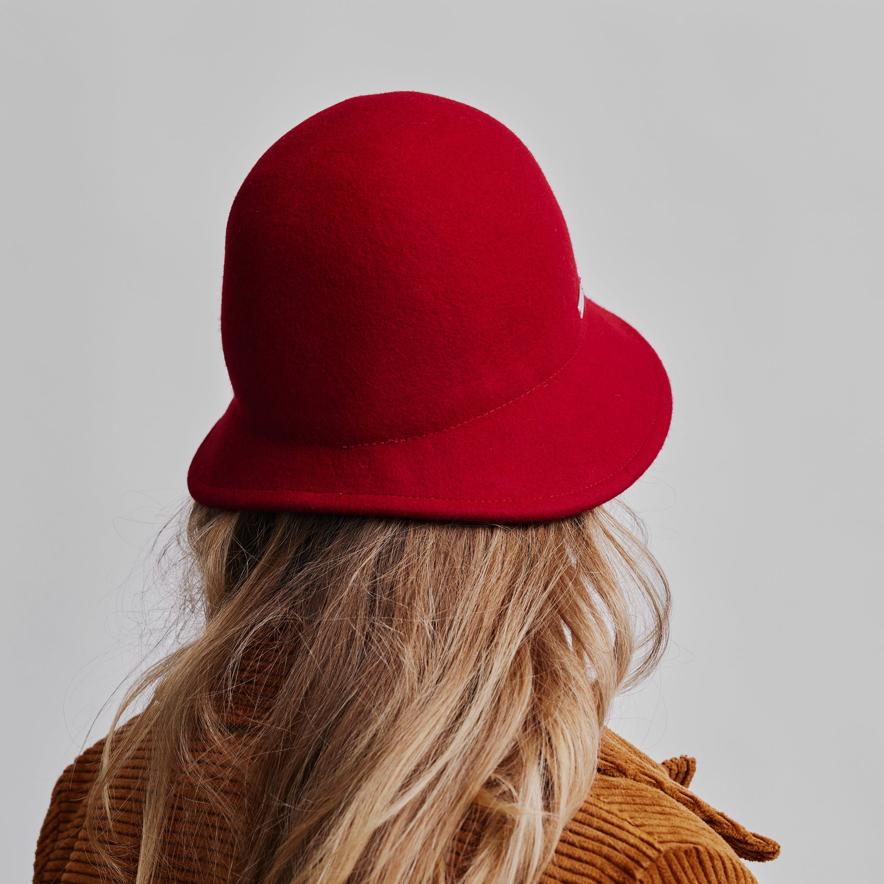 Seeberger Woolfelt Cloche Red