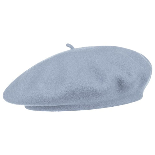 Baskrar i alla regnbågens färger hos Hatthyllan